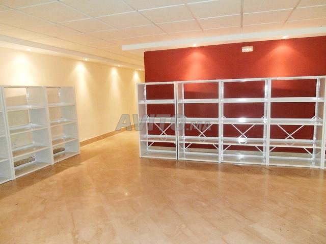 luxueux local pour centre de formation et autres 