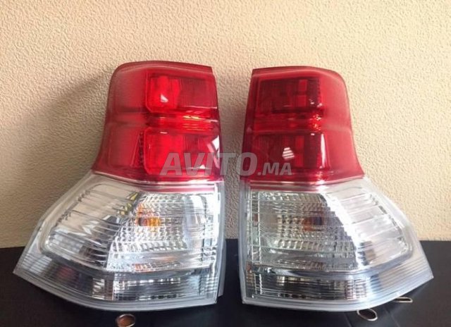 Feux NEUF Toyota Prado et Land Cruiser 