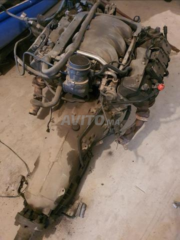 moteur mercedes 3.2 essence  - 2