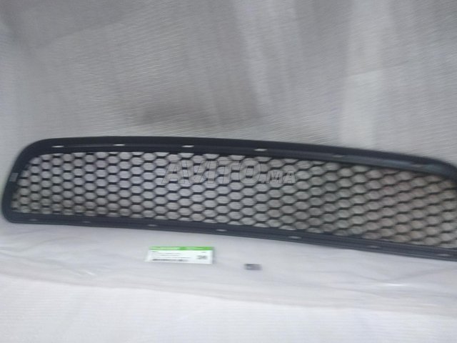 grille  pare choc Fiat Palio Albea 2002 à 2006