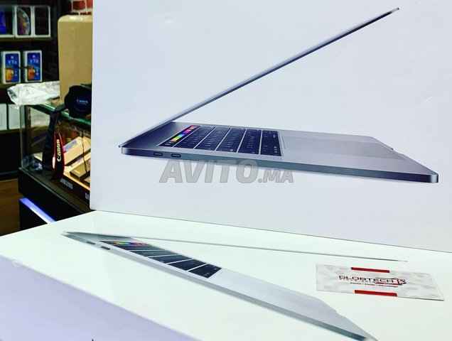Macbook Pro 15 inch 2018 i9 - 2