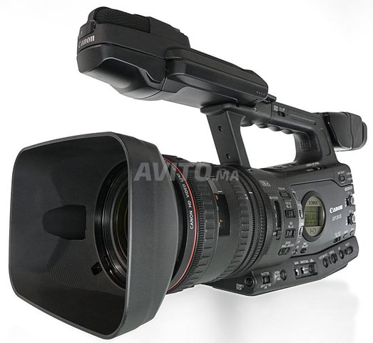 Caméra Pro Canon XF305 - 1