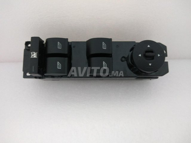 Commande lève vitre électrique Ford Focus 