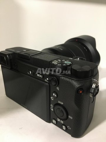 Appareil photo Sony  A6400 Avec 18-135mm f3.5  - 6