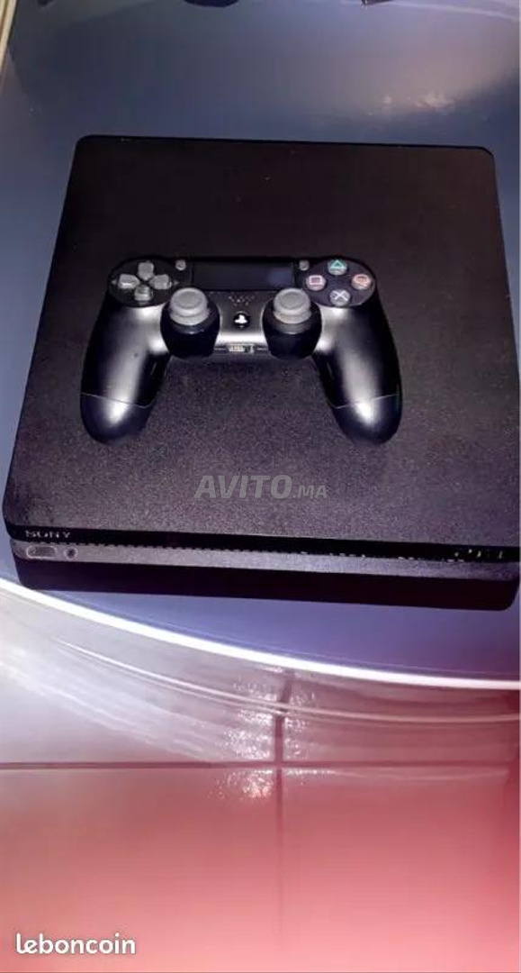ps4 slim comme neuf  - 1