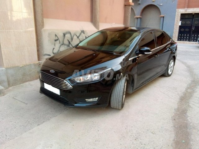 Ford focus avito