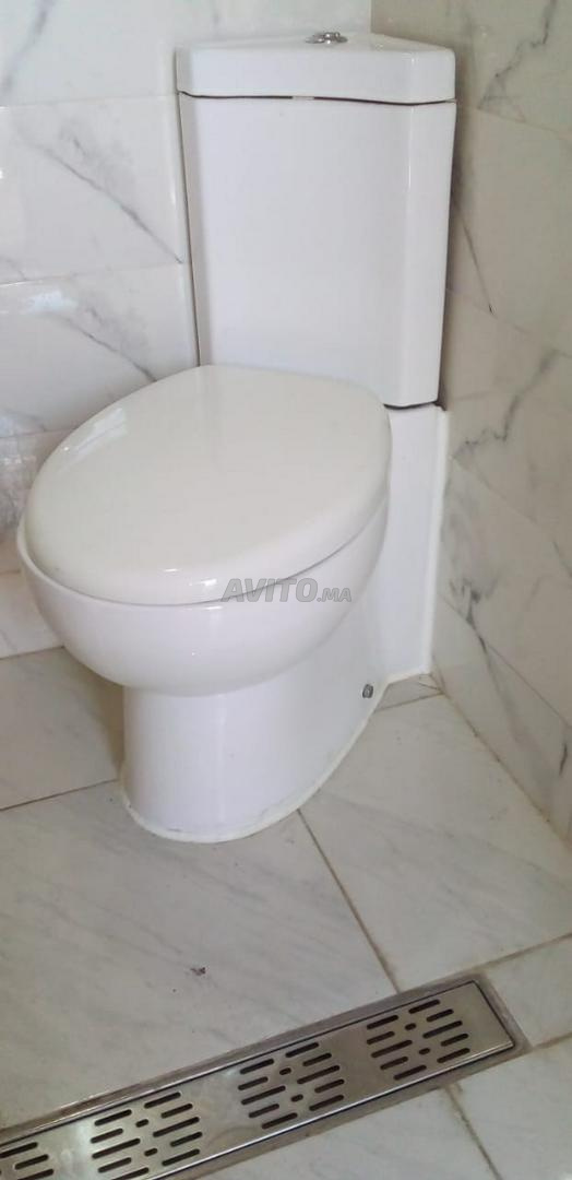 Toilette De Coin - 5