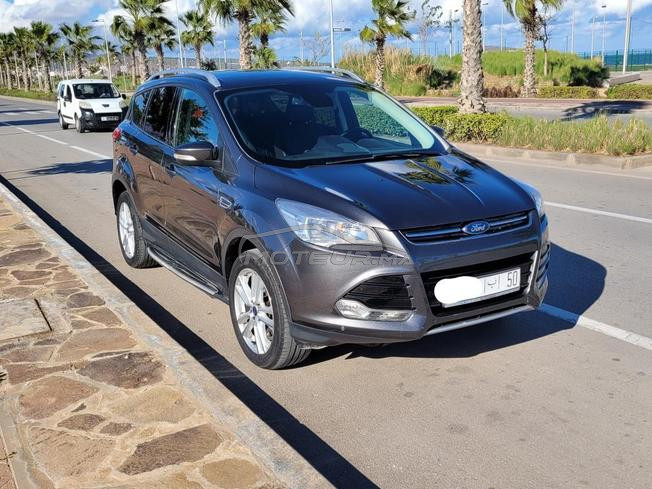 ford kuga titanium