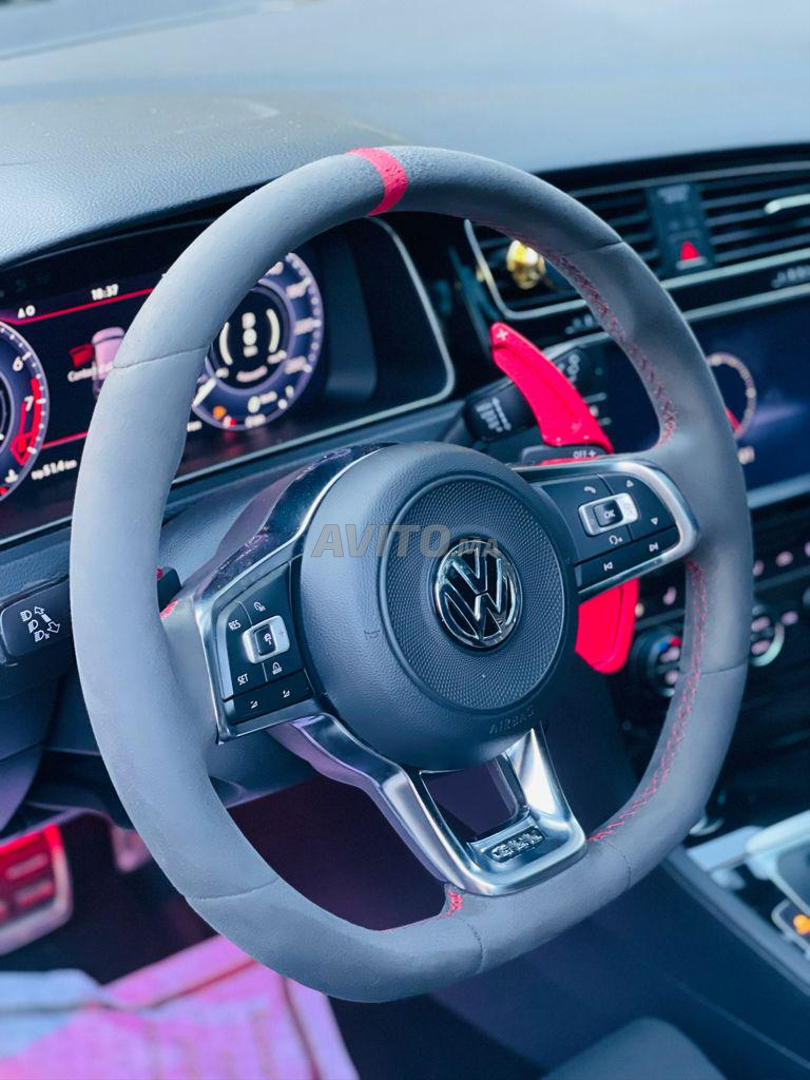 Volkswagen Golf GTI - 2