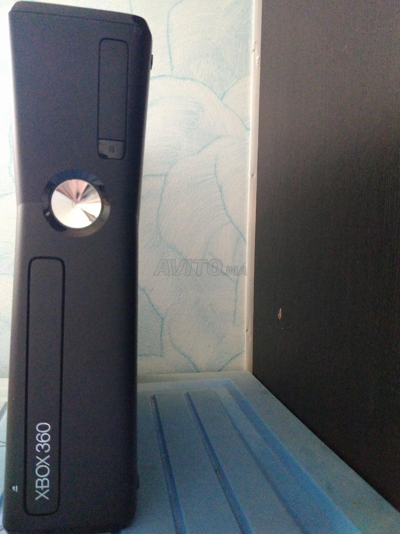 Xbox 360 slim  - 1