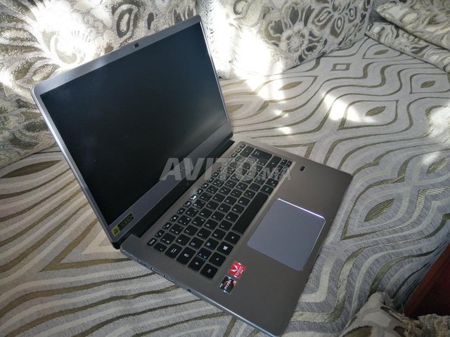 Acer Swift 5 3500U 20 Ram DDR4 Vega8 2gb Vram - 5