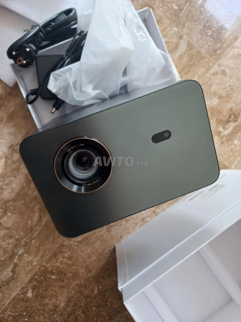 Projecteur android Changhong M4000 neuf - 4