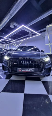 Voiture Audi Q8 2020 à Casablanca Diesel - 16 chevaux