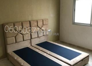 Lit 1 place pour chambre.