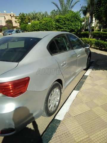 Toyota Avensis occasion Diesel Modèle 2013