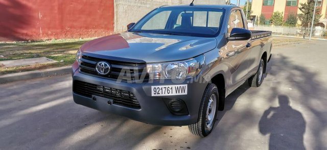 Toyota hilux avito