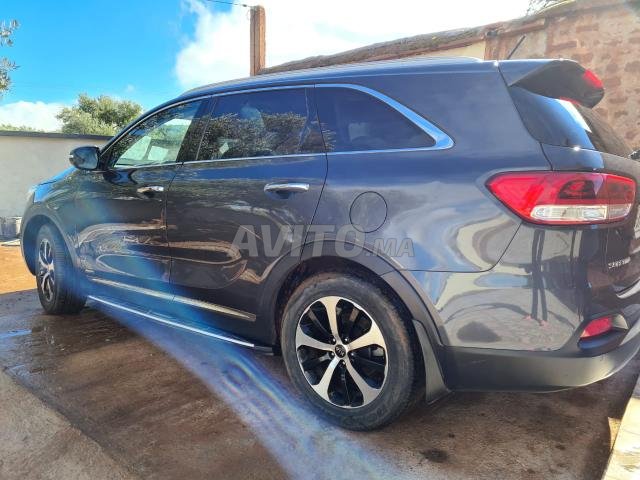 Voiture Kia Sorento 2015 à Casablanca Diesel - 9 chevaux