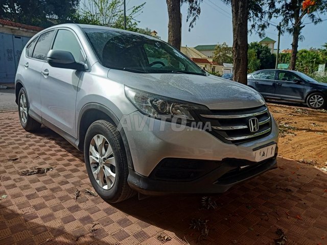 Voiture Honda CR V 2014 à Rabat Diesel - 6 chevaux