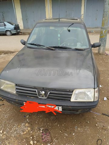 Voiture Peugeot 205 1986 à Fès Essence - 6 chevaux