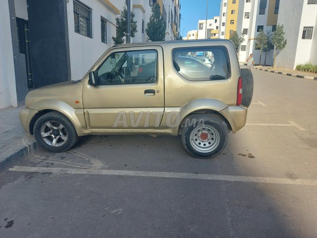 Voiture Suzuki JIMNY 2006 à Mohammedia Essence - 8 chevaux