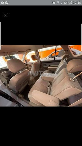 Voiture Kia Carens 2007 à Oujda Diesel - 8 chevaux