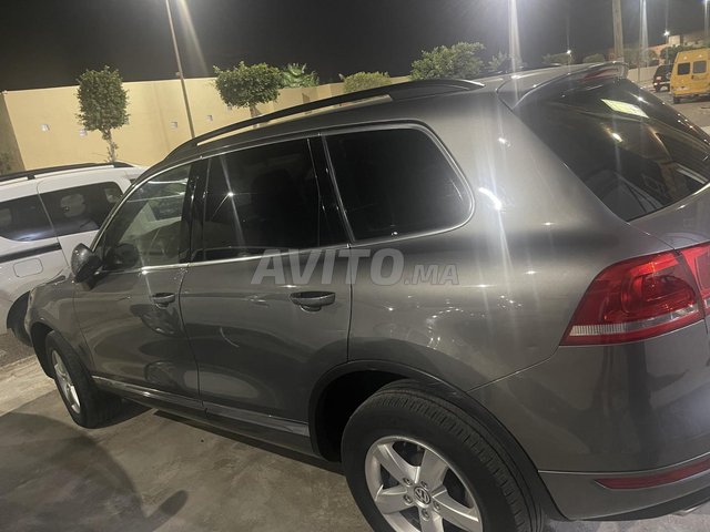 Voiture Volkswagen Touareg 2011 à Laâyoune Diesel - 12 chevaux