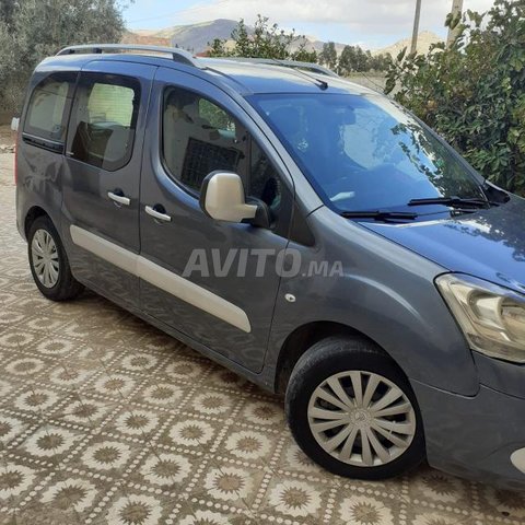 Voiture Citroen Berlingo 2011 à Taza Diesel - 7 chevaux