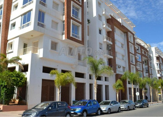 Local commercial 136 m² Assafa H. M