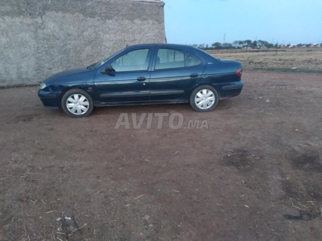 Voiture Renault Megane 2001 à Bouskoura Diesel - 7 chevaux