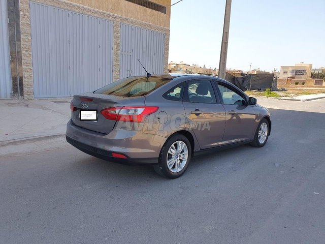 Ford focus avito