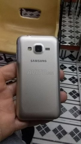 Samsung Galaxy j1 mini comme neuf - 2