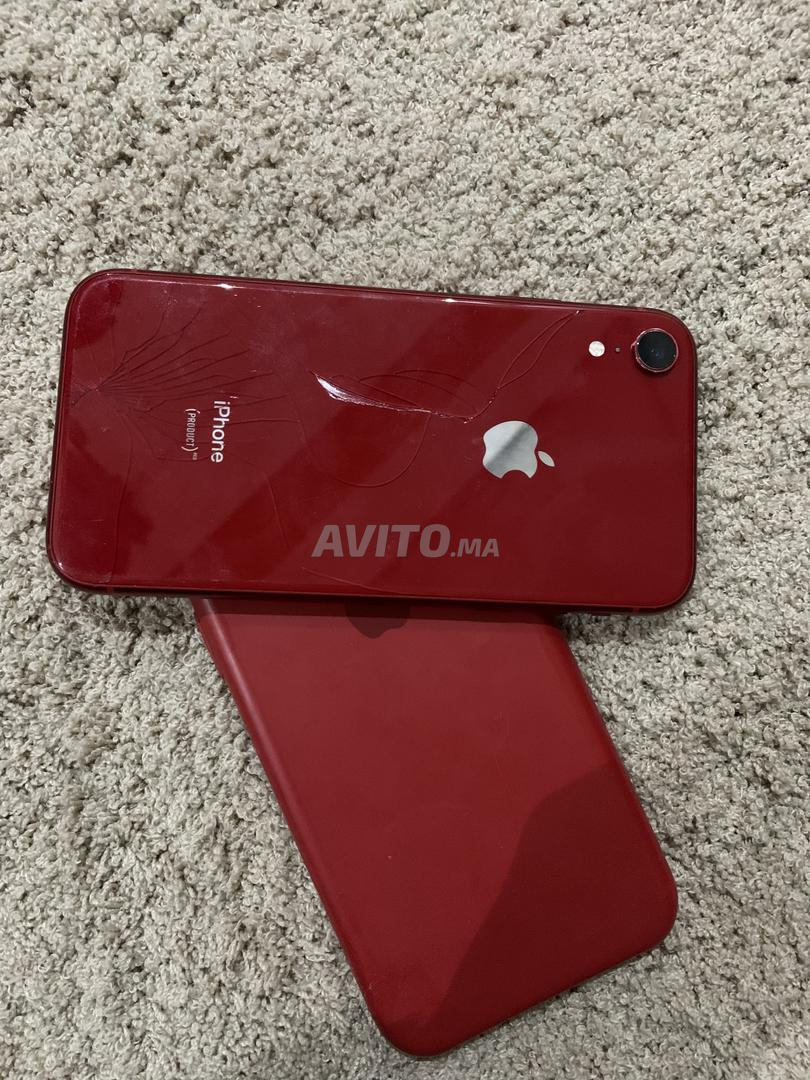 iPhone XR RED 64go - 4