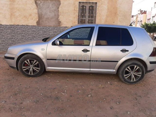 Voiture Volkswagen GOLF 4 2000 à Guercif Diesel - 7 chevaux