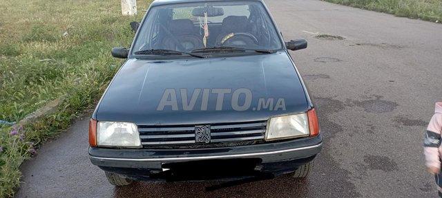 Voiture Peugeot 205 1992 à Salé Essence - 6 chevaux