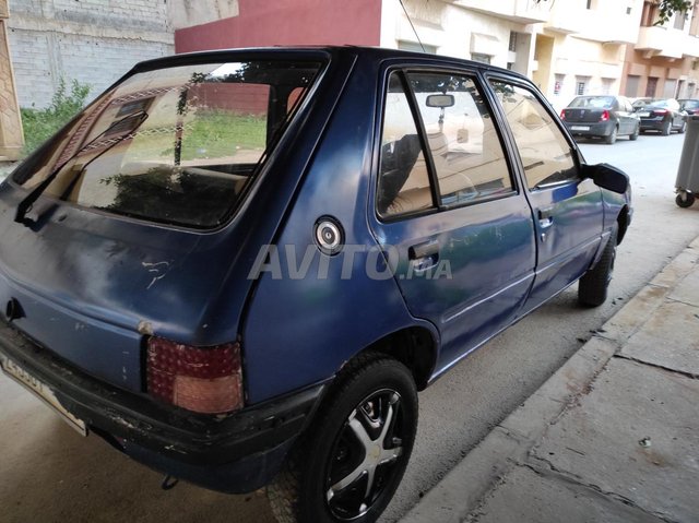 Voiture Peugeot 205 1985 à Temara Essence