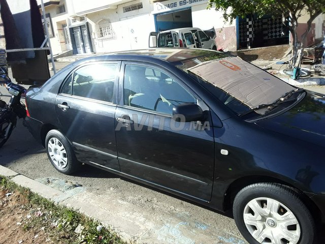 Voiture Toyota Corolla 2004 à Kénitra Diesel - 8 chevaux