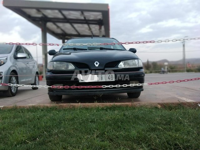 Voiture Renault Megane 1999 à Tinghir Diesel - 7 chevaux