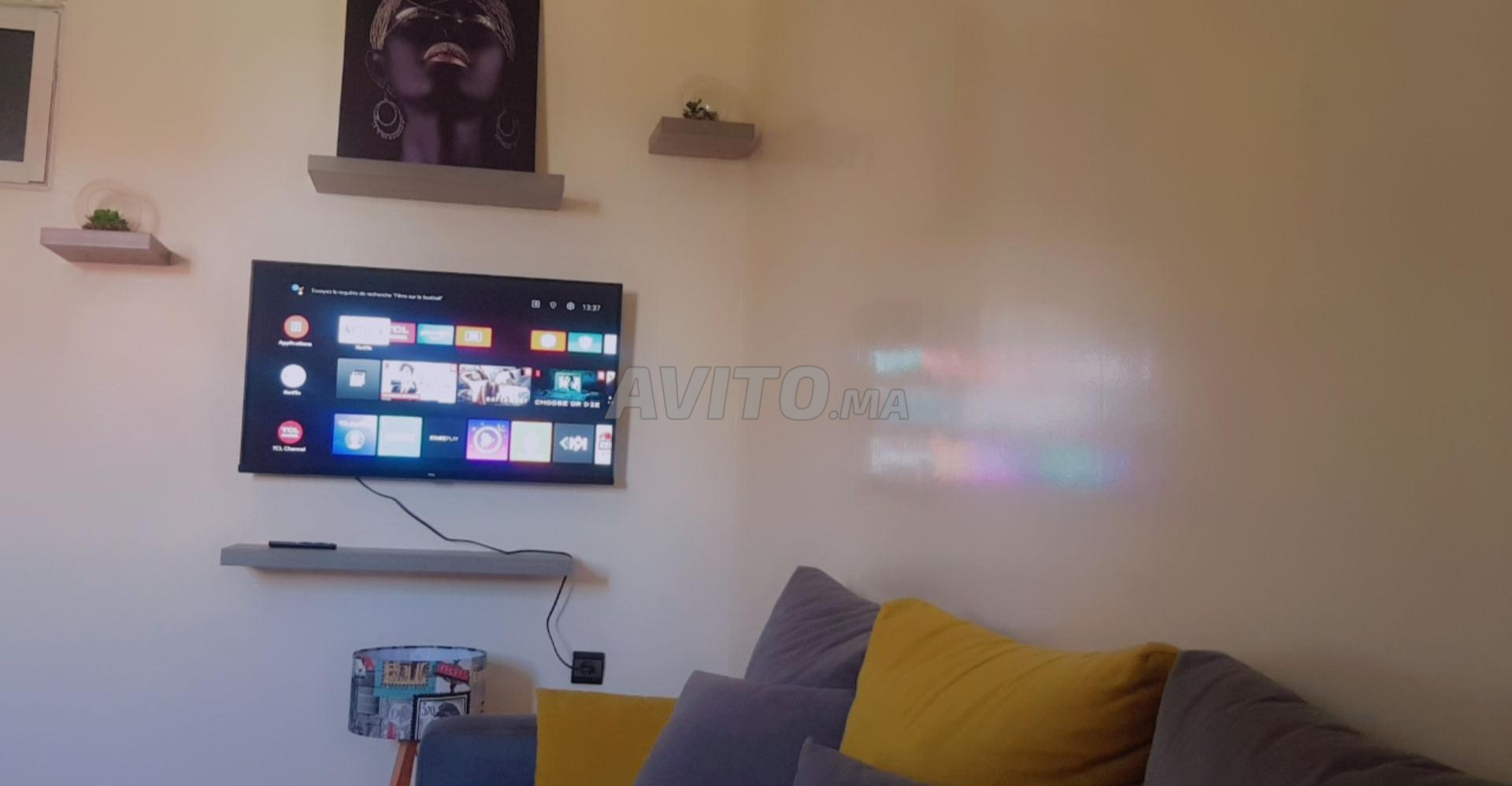 Un Salon et une Télé Smart TV  - 1