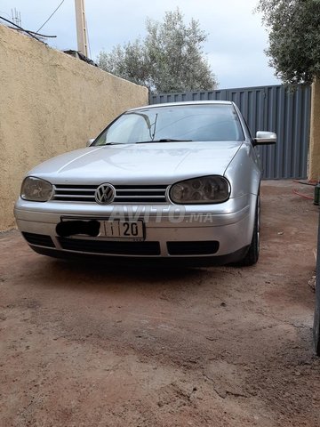 Voiture Volkswagen GOLF 4 2001 à Fès Diesel