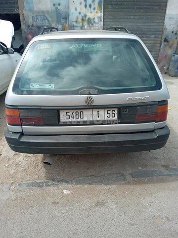 Voiture Volkswagen Passat 1992 à Casablanca Diesel - 6 chevaux