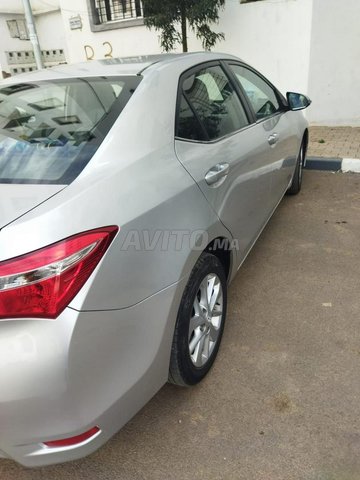 Voiture Toyota Corolla 2014 à Casablanca Diesel - 5 chevaux