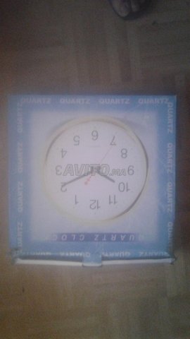 ساعة حائطية جديدة quartz clock  - 1