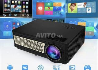SD300 WIFI Bluetooth Projecteur HD 3200 Lumens