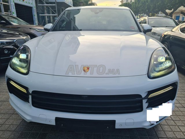 Voiture Porsche Cayenne 2019 à Casablanca Hybride - 10 chevaux