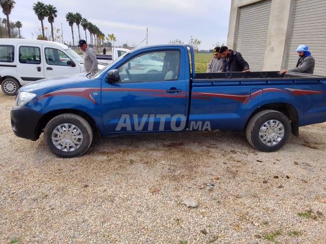 Toyota hilux avito