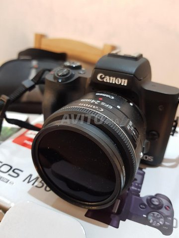 Pack Canon M50 avec 3 objectifs  et Rode mic pro  - 4