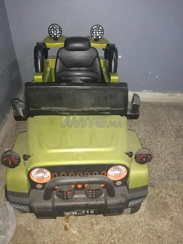 voiture jeep avec batterie enfant  - 1