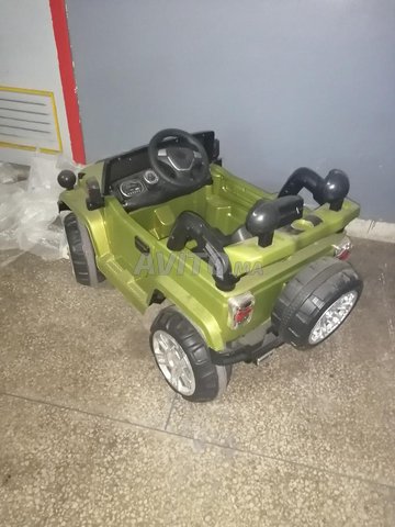voiture jeep avec batterie enfant  - 5