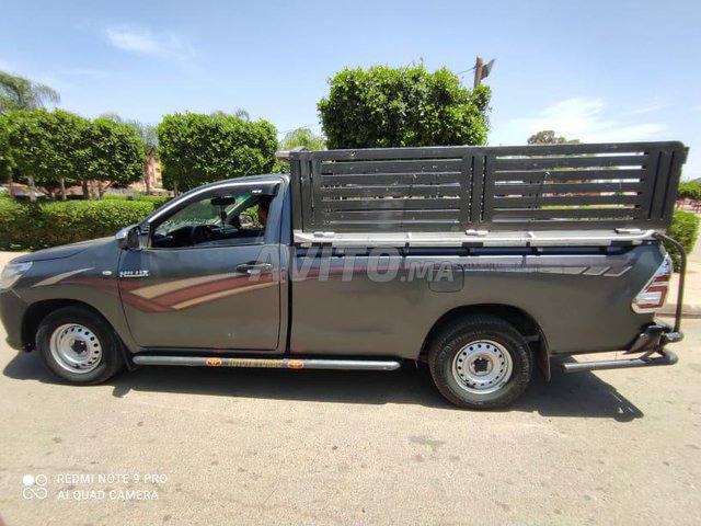 Toyota hilux avito