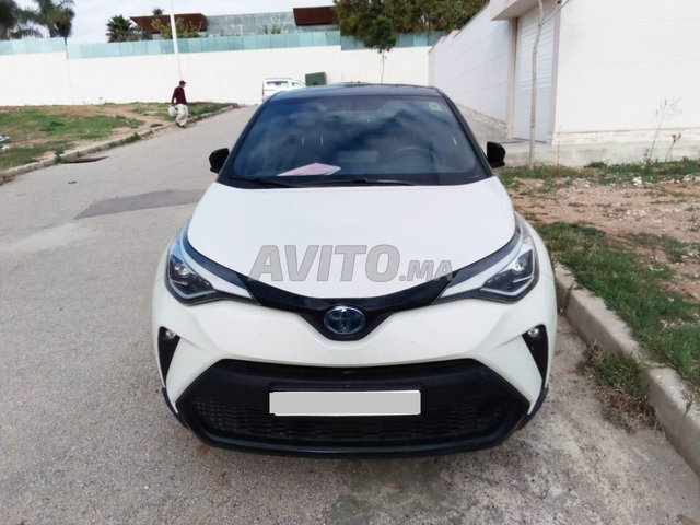 Avito toyota chr